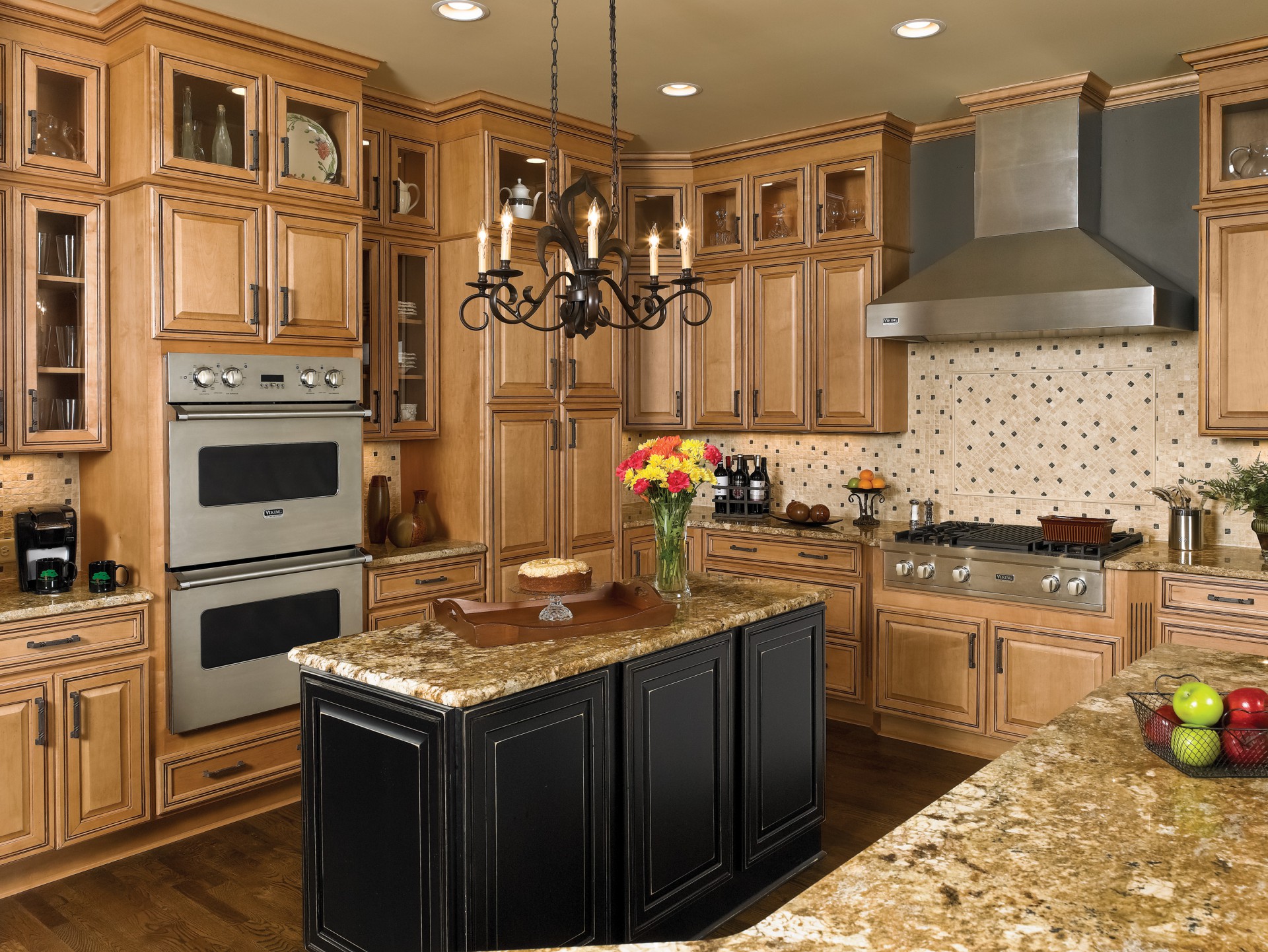 What Can You Expect From Semi Custom Cabinets? Quality and Quantity Both -  Wellborn Forest, image size:1920x1441